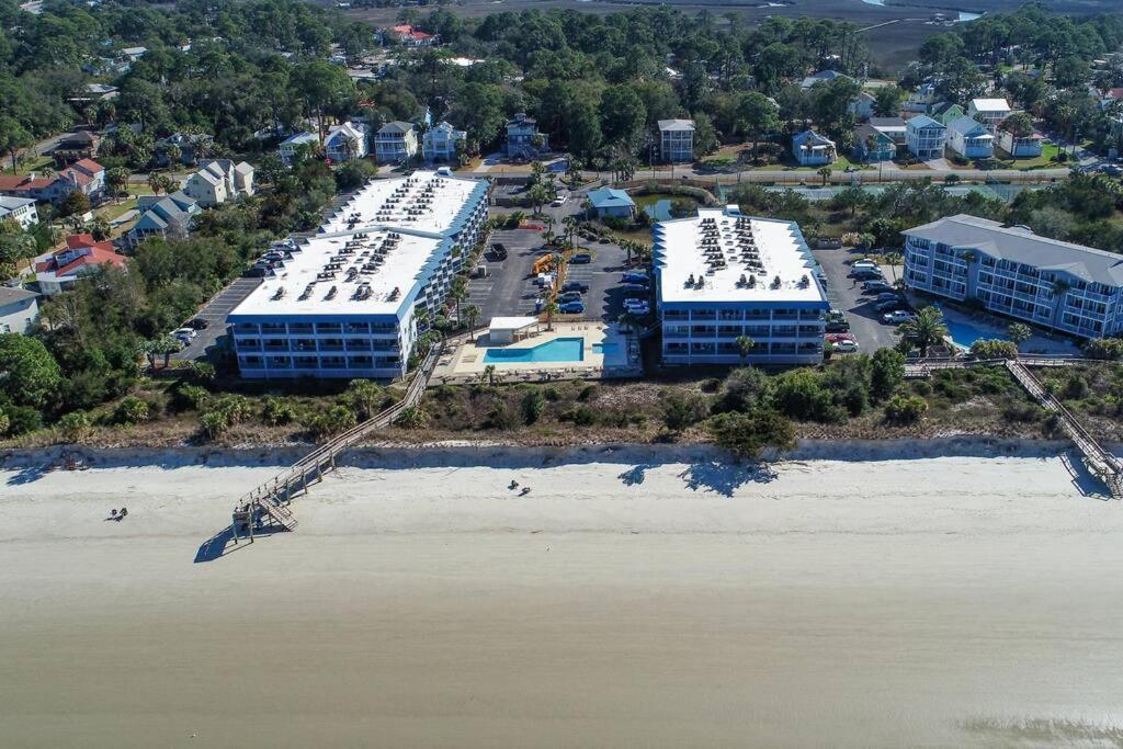 Апартаменти Private Balcony - Beach - Pool And Pickleball Tybee Island Екстер'єр фото